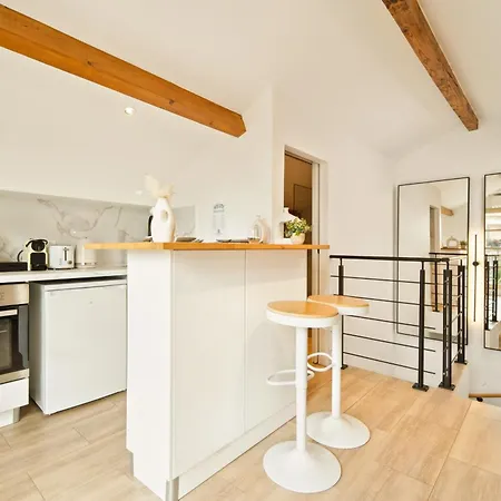 Tropez High Standing 3