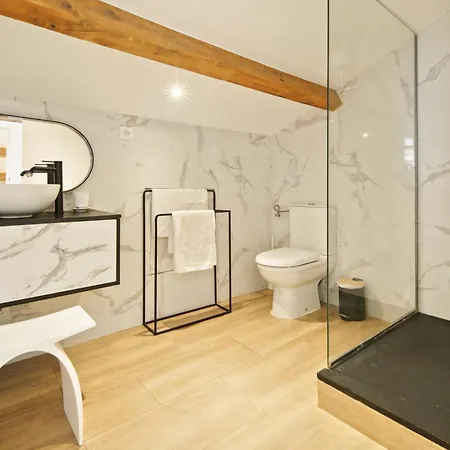 Tropez High Standing 3 *