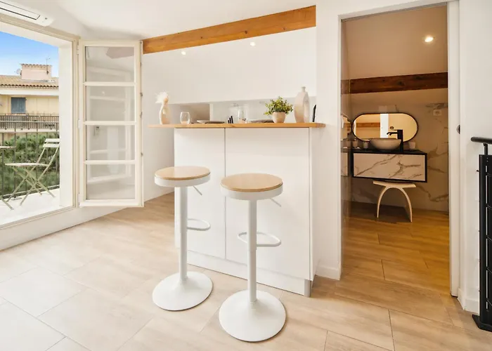 Tropez High Standing 3 Apartment *