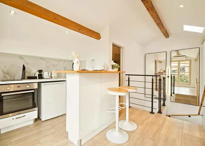 Tropez High Standing 3